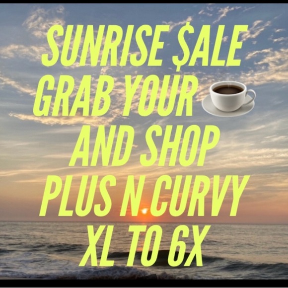 Sun. 930 am LIVE Share Show 🥳✨XL n Plus, Bags Accessories…Stop By!! 🛍️💜🛍️ - Picture 4 of 5